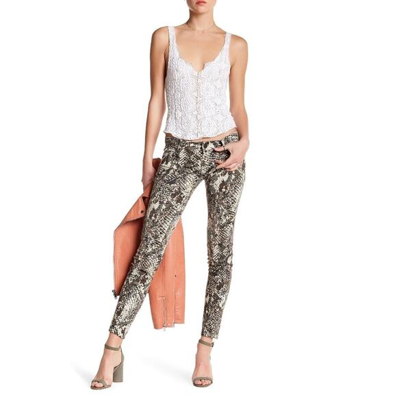 ETIENNE MARCEL snake reptile print low rise skinny jeans in camo Size 25 NEW - Picture 6 of 6